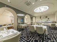 Grand Hotel Slavia Hotels near Archaeological Collection