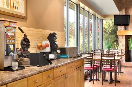 Travelodge by Wyndham North Bay