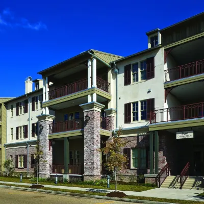 Carriage House Hotel Hotels near Thomas Park