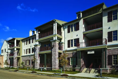 Carriage House Hotel فنادق في لافاييت