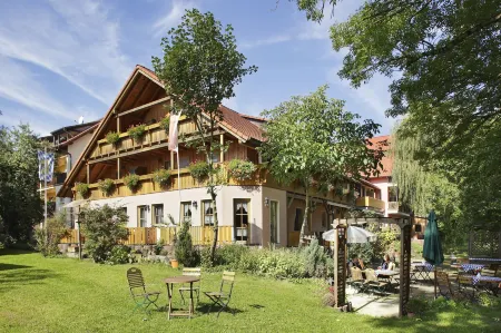 Land- Und Aktivhotel Altmühlaue