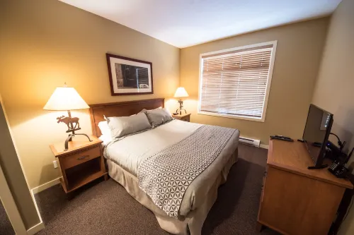 Sundance Resort Hotels in Kootenay Boundary E