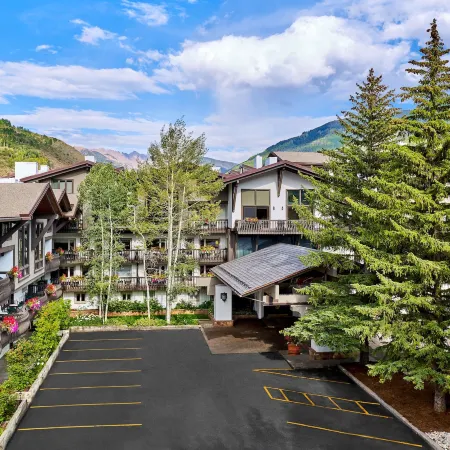 Lodge at Vail, A RockResort