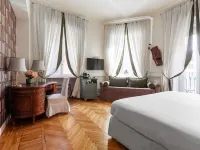 Relais Donna Lucrezia Hotels near Globe Theatre