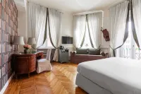 เรอเล ดอนนาลูเครเซีย โรงแรมในVia Veneto