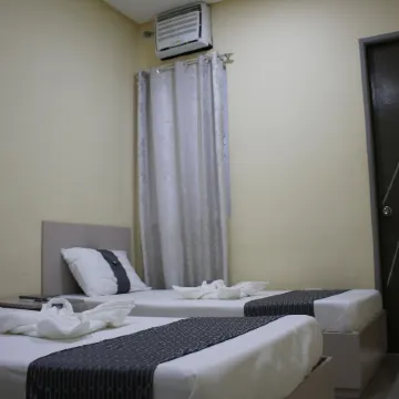 Rusville Hotel & Residences