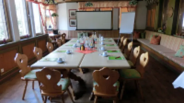 雷布斯託克酒店及餐廳