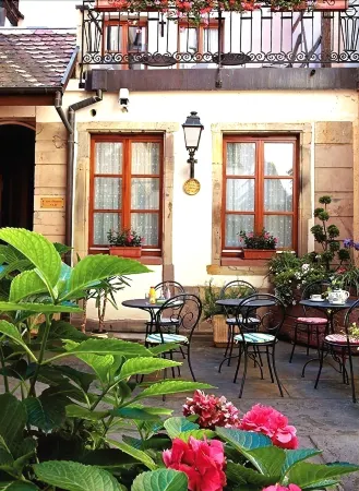 Hotel Saint-Martin Отели рядом с достопримечательностью «Ancienne Douane»