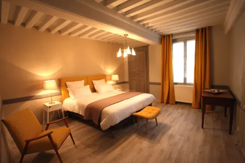 La Berjotine - Maison d'hôtes Hotels in Charolles