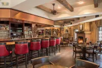 Inn of the Governors - Baarit