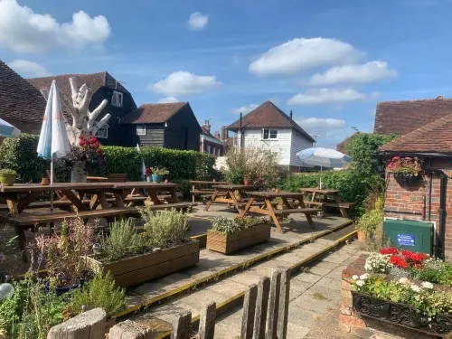 Rose and Crown B&B Hotels in Rother District