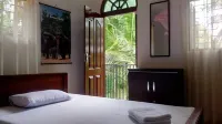 Le Meridien Bnb Hotels near Mohideen's