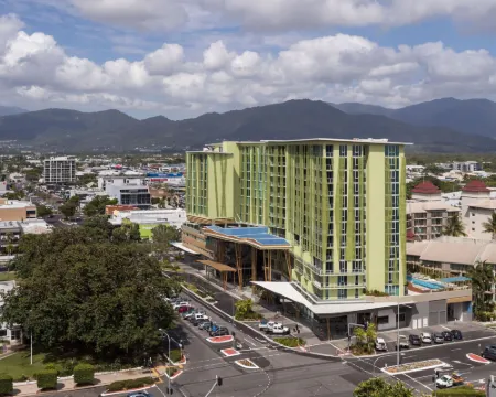 Crystalbrook Bailey Hotels in Cairns