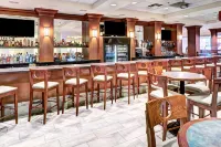 密爾沃基市區希爾頓逸林酒店 - 酒吧