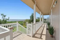 Elsa's Place Bed and Breakfast Hotels in Lafitte