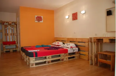 Hostel Pop Bogomil Hotels in Oborishte
