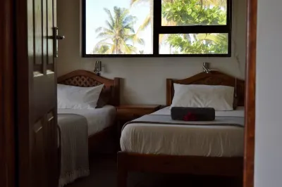 Salt Dune Lodge Hotels near Coconut Country Birding