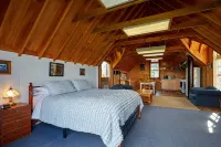 Cubby House Stay Kaikoura Hotel di Hapuku