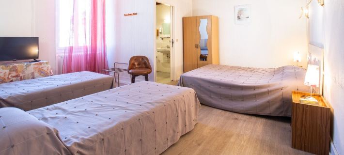 Logis Hotels - Hôtel le Boulevard Ξενοδοχεία στην πόλη Tarn