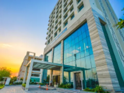 Efcee Sarovar Premiere Bhavnagar Hotels in Bhavnagar