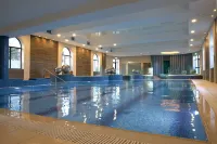 Westport Plaza Hotel, Spa & Leisure - Pools