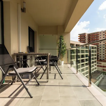 Nest Inn Spring Apartment Отели рядом с достопримечательностью «Торговый центр Cluj Iulius Mall»