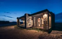 Keros Blue - Luxury in Wilderness