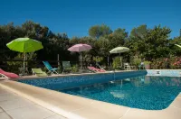 Le Mas Pinède - Pools