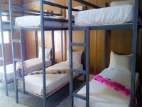 Chill Chill Long Beach Hostel