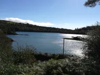 Lovely Sea View 2-Bed Apt in Rineen Sleeps 4
