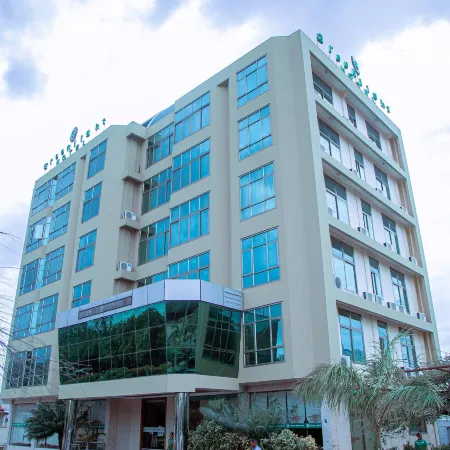 Greenlight Hotel