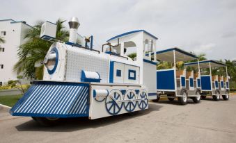 Playa Blanca Beach Resort - All Inclusive