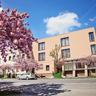 Hotel Oko Hotels near Agrokomplex Nitra