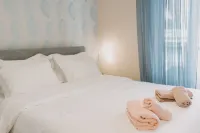 Best House, Deck Aprtm., Old Port of Patras Hotel a 