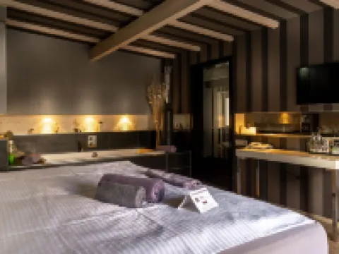 SL'Otel - Das StadtHotel - Voll Klimatisiert ベルンブルクのホテル