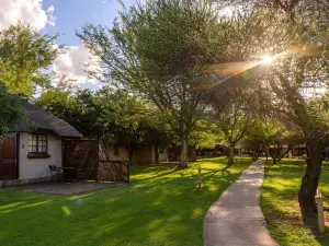 Mongena Private Game Lodge