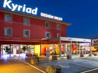 Enzo Hotels Reims Tinqueux Hotels in Tinqueux