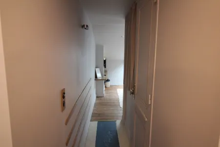 B&B l'Escapade Bordelaise - Côté Jardin Отели рядом с достопримечательностью «Basilique Saint-Seurin»