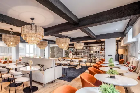 Maisons du Monde Hôtel & Suites - la Rochelle Vieux Port