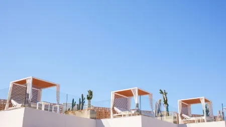 Hotel Villa Chiquita - Adults Only - over 12 Отели в г. S'Estanyol