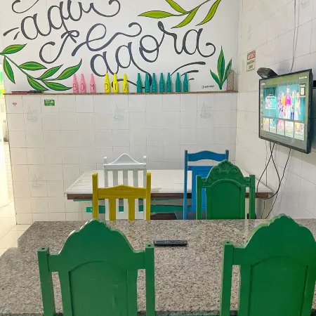 Onça da Praia Hostel