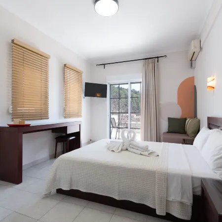 Naias Hotels in Sithonia