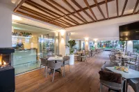 JS Yate Hotels in Can Picafort