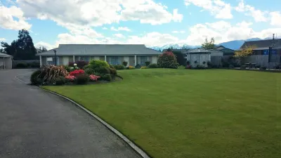 Mount Hutt Motels Hotels near Opuke Thermal Pools and Spa