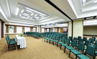 Tri Hotel