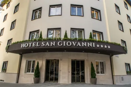Hotel San Giovanni Roma Отели рядом с достопримечательностью «Триумфальная Арка Константина»