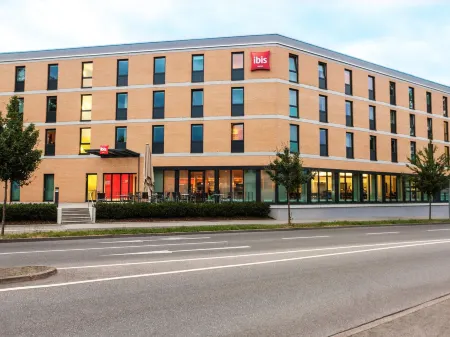 Ibis Konstanz Отели рядом с достопримечательностью «Констанцский университет»