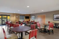 Comfort Suites Suffolk - Chesapeake - breakfast