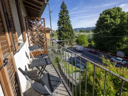 Iris Отели рядом с достопримечательностью «Compagnia Del Lago Azienda Floricola Di Paolo Zacchera»