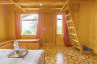 Oak N Pine by Dumnu Homes Hotels in 